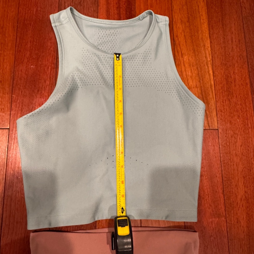 Women's LuLulemon Sleeveless Top in Light Blue